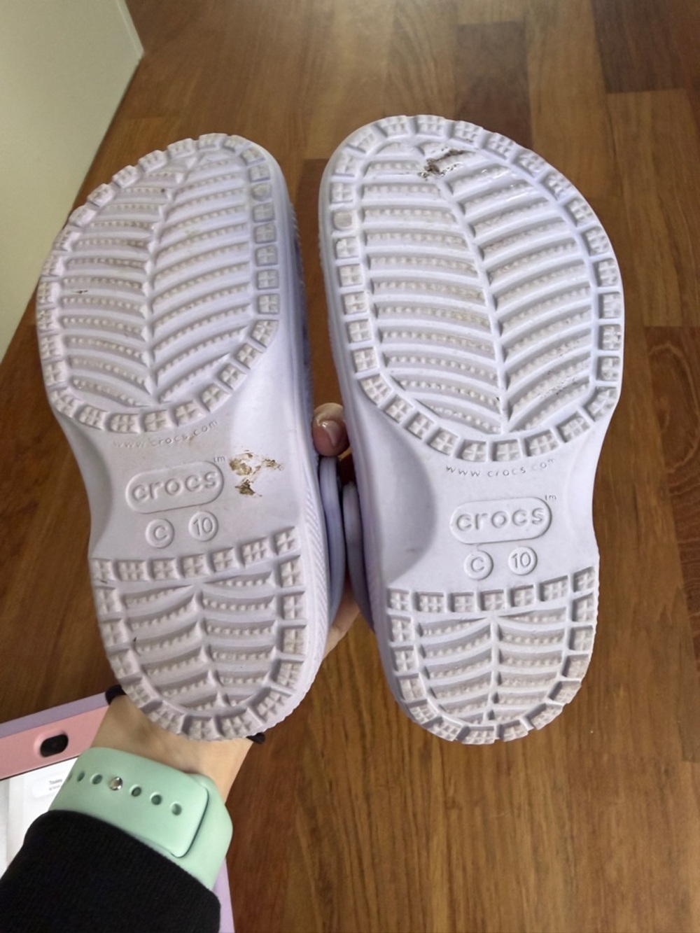 CROCS Kids Classic Clog in Lavender size 10C - Picture 2 of 4